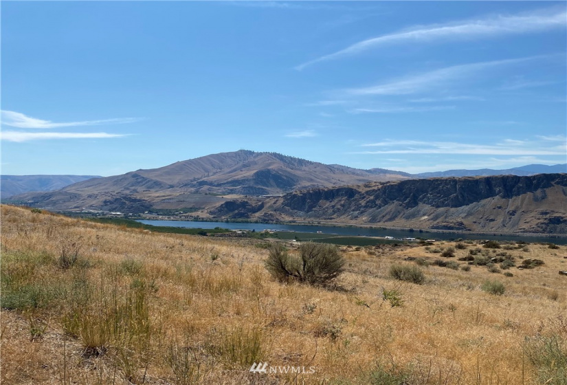 229 Ridge, Orondo, Washington 98843, ,Land,For Sale,Ridge,NWM1817109