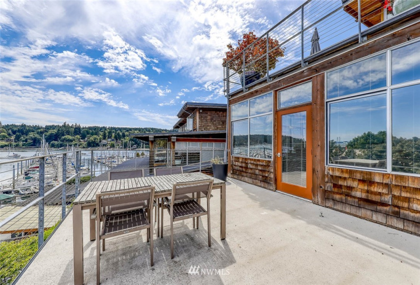 175 Parfitt, Bainbridge Island, Washington 98110, ,Commercial Sale,For Sale,Parfitt,NWM1823017