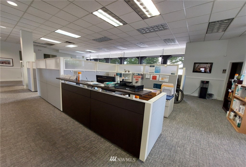 1605 Cornwall, Bellingham, Washington 98225, ,Commercial Sale,For Sale,Cornwall,NWM1823999