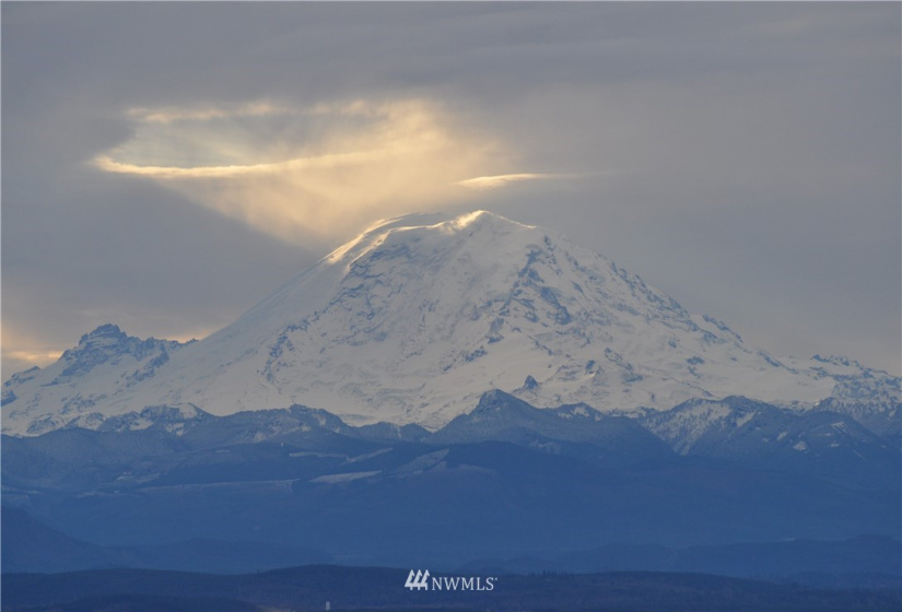11435 206th, Issaquah, Washington 98027, 5 Bedrooms Bedrooms, ,3 BathroomsBathrooms,Residential,For Sale,Windsor Highlands,206th,NWM1823594