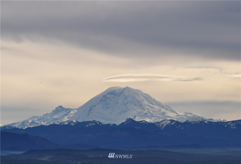 11435 206th, Issaquah, Washington 98027, 5 Bedrooms Bedrooms, ,3 BathroomsBathrooms,Residential,For Sale,Windsor Highlands,206th,NWM1823594