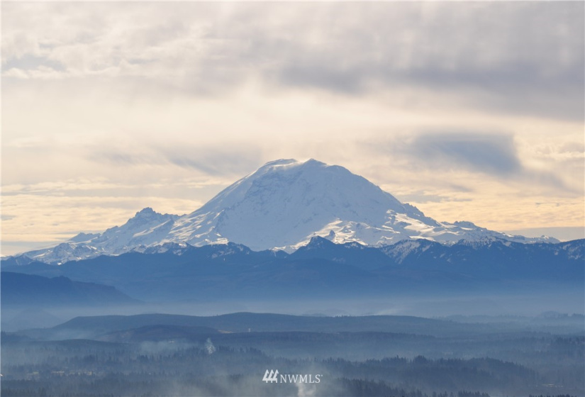 11435 206th, Issaquah, Washington 98027, 5 Bedrooms Bedrooms, ,3 BathroomsBathrooms,Residential,For Sale,Windsor Highlands,206th,NWM1823594