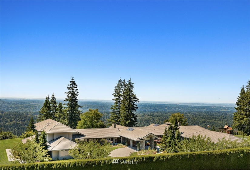 11435 206th, Issaquah, Washington 98027, 5 Bedrooms Bedrooms, ,3 BathroomsBathrooms,Residential,For Sale,Windsor Highlands,206th,NWM1823594