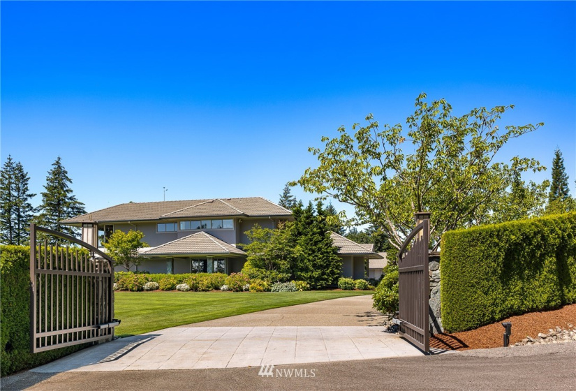 11435 206th, Issaquah, Washington 98027, 5 Bedrooms Bedrooms, ,3 BathroomsBathrooms,Residential,For Sale,Windsor Highlands,206th,NWM1823594