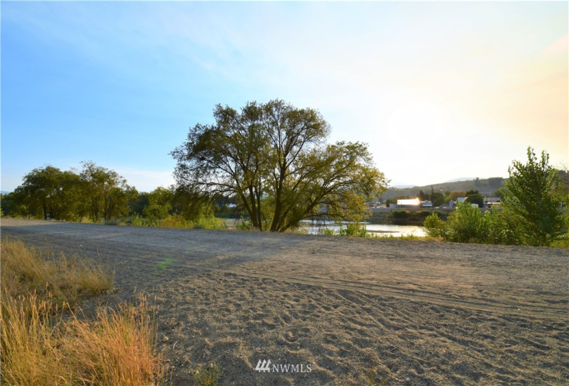 0 NKA Asotin, Omak, Washington 98841, ,Land,For Sale,Omak Railway Co Replat,Asotin,NWM1824176