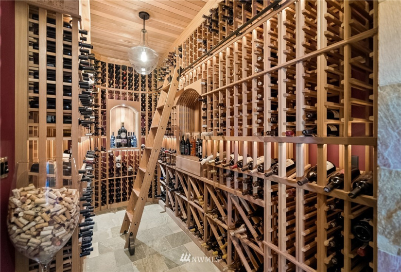 3404 Shorecliff, Tacoma, Washington 98422, 5 Bedrooms Bedrooms, ,2 BathroomsBathrooms,Residential,For Sale,Shorecliff,NWM1821693