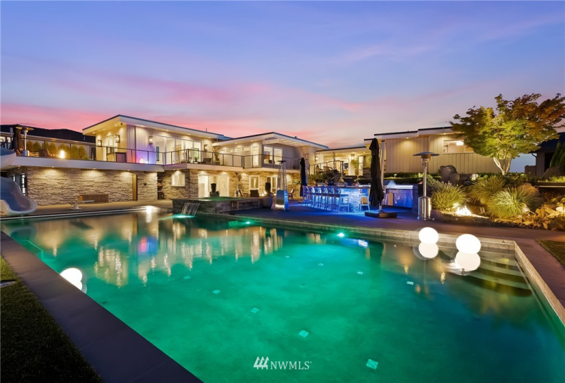 3404 Shorecliff, Tacoma, Washington 98422, 5 Bedrooms Bedrooms, ,2 BathroomsBathrooms,Residential,For Sale,Shorecliff,NWM1821693