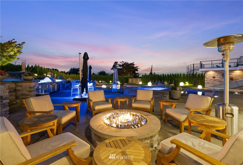 3404 Shorecliff, Tacoma, Washington 98422, 5 Bedrooms Bedrooms, ,2 BathroomsBathrooms,Residential,For Sale,Shorecliff,NWM1821693