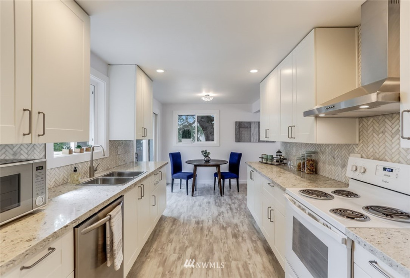 14203 201st, Kent, Washington 98042, 5 Bedrooms Bedrooms, ,2 BathroomsBathrooms,Residential,For Sale,Fowlers,201st,NWM1824575