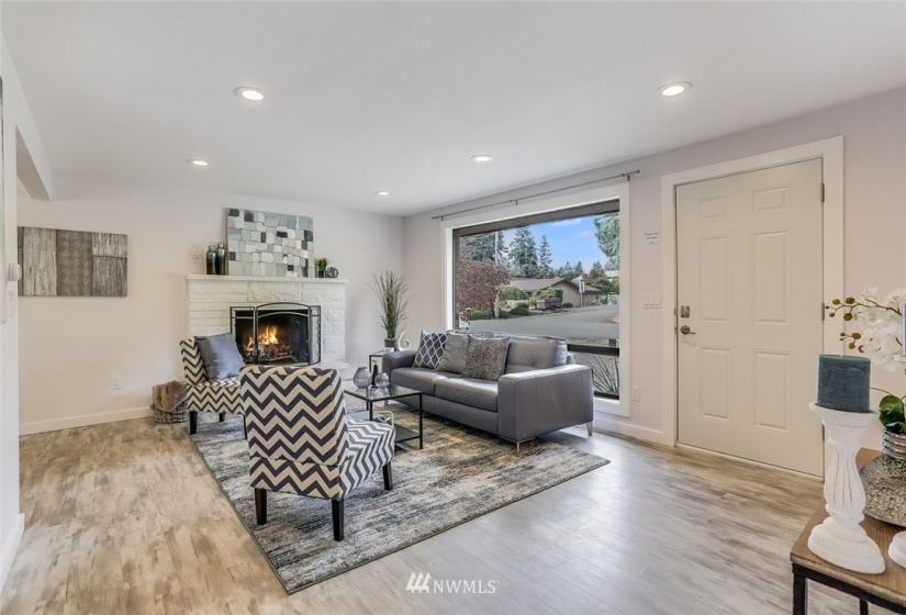 14203 201st, Kent, Washington 98042, 5 Bedrooms Bedrooms, ,2 BathroomsBathrooms,Residential,For Sale,Fowlers,201st,NWM1824575