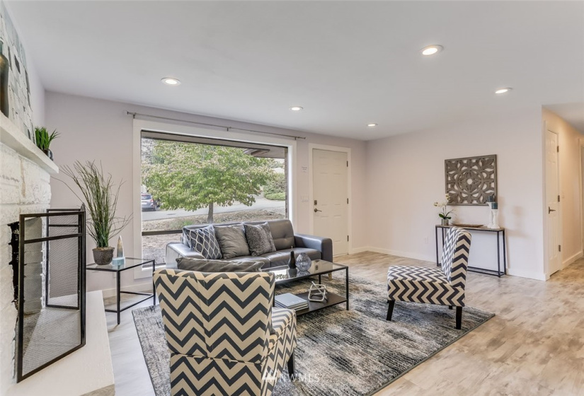 14203 201st, Kent, Washington 98042, 5 Bedrooms Bedrooms, ,2 BathroomsBathrooms,Residential,For Sale,Fowlers,201st,NWM1824575