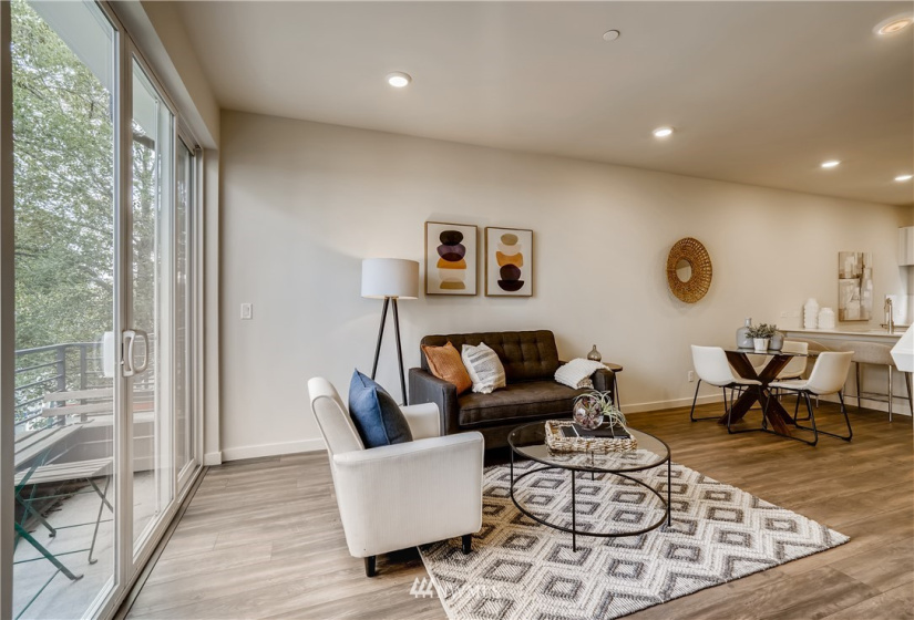 7142 C Beacon, Seattle, Washington 98108, 3 Bedrooms Bedrooms, ,1 BathroomBathrooms,Residential,For Sale,Helio,Beacon,NWM1824086