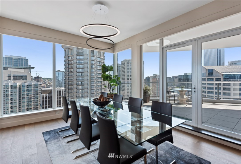 1920 4th, Seattle, Washington 98101, 3 Bedrooms Bedrooms, ,1 BathroomBathrooms,Residential,For Sale,ESCALA,4th,NWM1823729
