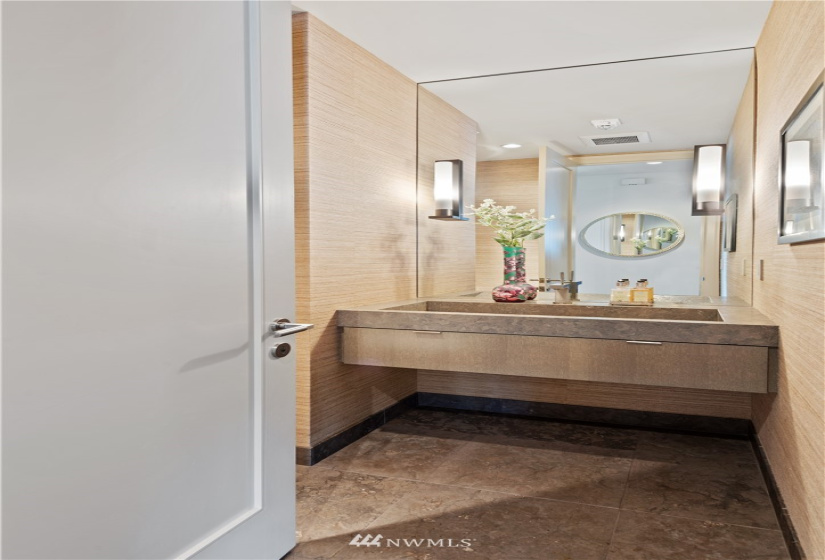 1920 4th, Seattle, Washington 98101, 3 Bedrooms Bedrooms, ,1 BathroomBathrooms,Residential,For Sale,ESCALA,4th,NWM1823729