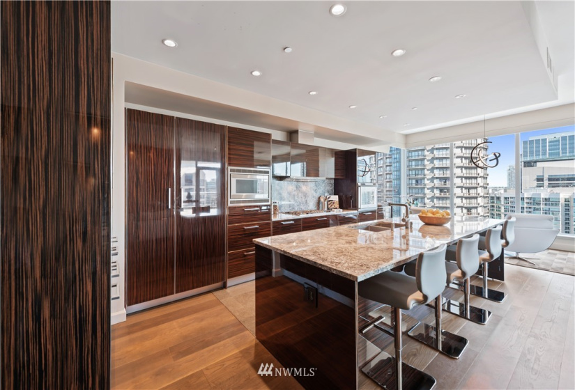 1920 4th, Seattle, Washington 98101, 3 Bedrooms Bedrooms, ,1 BathroomBathrooms,Residential,For Sale,ESCALA,4th,NWM1823729