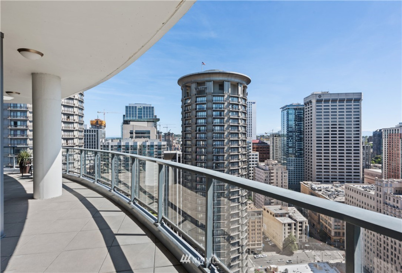 1920 4th, Seattle, Washington 98101, 3 Bedrooms Bedrooms, ,1 BathroomBathrooms,Residential,For Sale,ESCALA,4th,NWM1823729