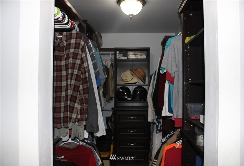 1803 Juniper, Oroville, Washington 98844, 5 Bedrooms Bedrooms, ,3 BathroomsBathrooms,Residential,For Sale,Juniper,NWM1824914