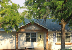 1803 Juniper, Oroville, Washington 98844, 5 Bedrooms Bedrooms, ,3 BathroomsBathrooms,Residential,For Sale,Juniper,NWM1824914