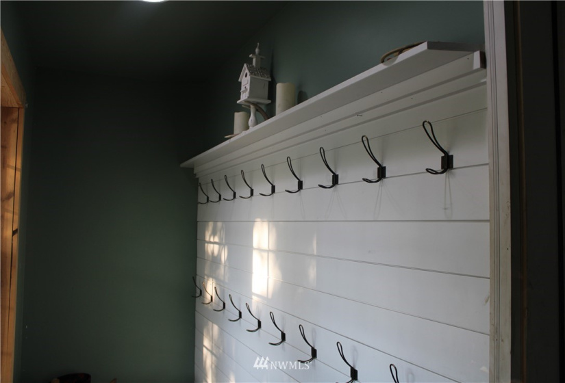 1803 Juniper, Oroville, Washington 98844, 5 Bedrooms Bedrooms, ,3 BathroomsBathrooms,Residential,For Sale,Juniper,NWM1824914