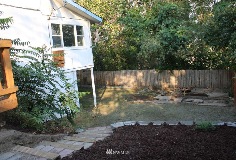 1803 Juniper, Oroville, Washington 98844, 5 Bedrooms Bedrooms, ,3 BathroomsBathrooms,Residential,For Sale,Juniper,NWM1824914