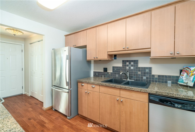 9474 Redmond Woodinville, Redmond, Washington 98052, 2 Bedrooms Bedrooms, ,1 BathroomBathrooms,Residential,For Sale,The Redwoods,Redmond Woodinville,NWM1823873