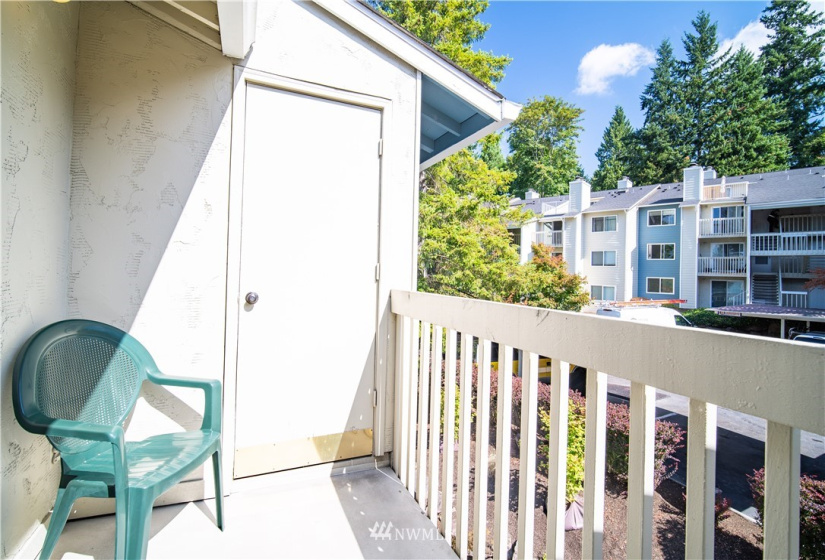 9474 Redmond Woodinville, Redmond, Washington 98052, 2 Bedrooms Bedrooms, ,1 BathroomBathrooms,Residential,For Sale,The Redwoods,Redmond Woodinville,NWM1823873