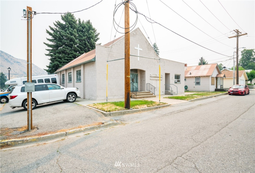 404 Elberta, Cashmere, Washington 98815, ,Commercial Sale,For Sale,Elberta,NWM1822278