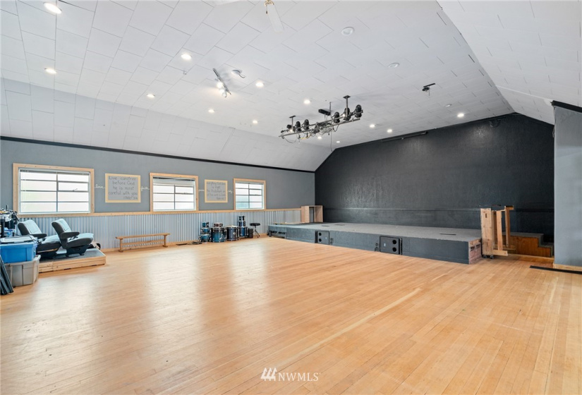 404 Elberta, Cashmere, Washington 98815, ,Commercial Sale,For Sale,Elberta,NWM1822278