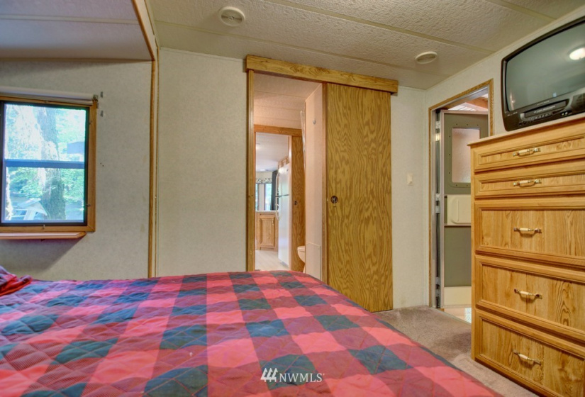 75 1 Goldrush, Deming, Washington 98244, 1 Bedroom Bedrooms, ,1 BathroomBathrooms,Residential,For Sale,Goldrush,NWM1825931