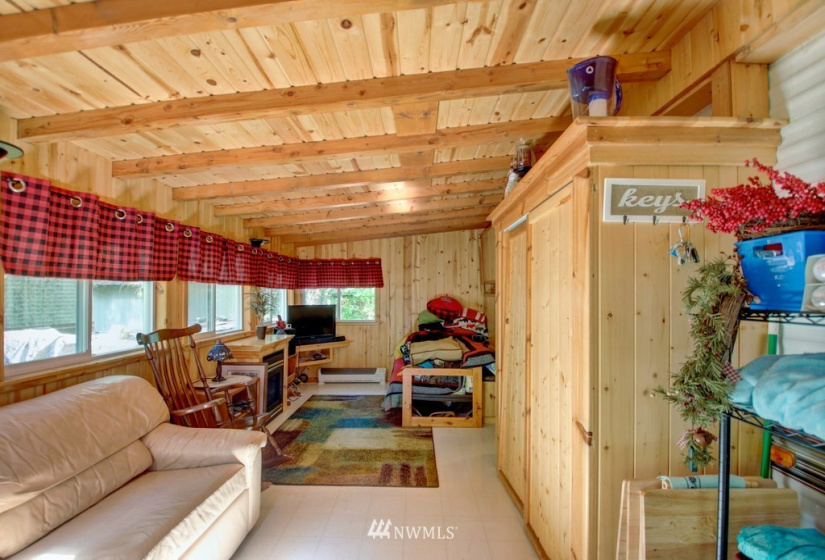 75 1 Goldrush, Deming, Washington 98244, 1 Bedroom Bedrooms, ,1 BathroomBathrooms,Residential,For Sale,Goldrush,NWM1825931