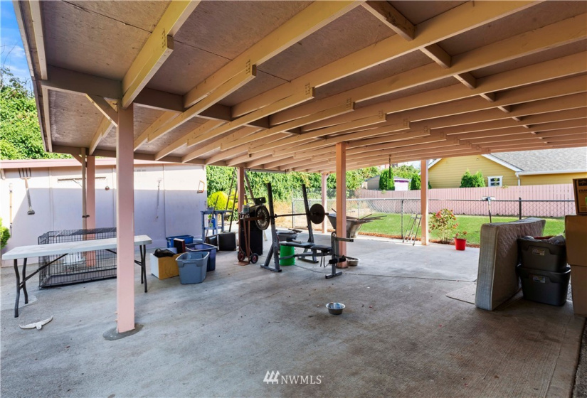 23436 28th, Des Moines, Washington 98198, 3 Bedrooms Bedrooms, ,1 BathroomBathrooms,Residential,For Sale,28th,NWM1823944