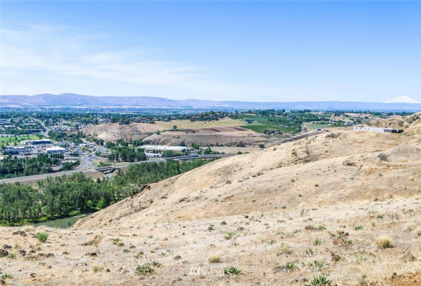0 NNA Dwinell, Selah, Washington 98942, ,Land,For Sale,Dwinell,NWM1826550