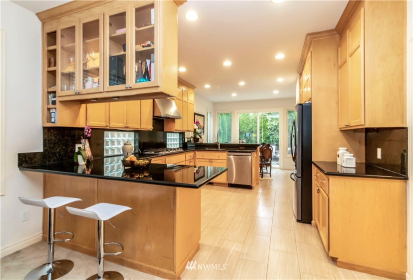 27309 8th, Sammamish, Washington 98075, 5 Bedrooms Bedrooms, ,2 BathroomsBathrooms,Residential,For Sale,8th,NWM1826591