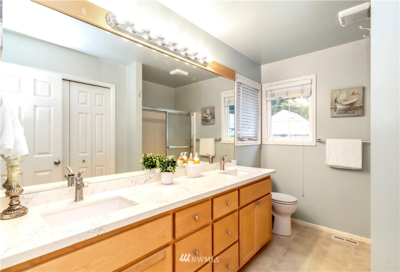 27309 8th, Sammamish, Washington 98075, 5 Bedrooms Bedrooms, ,2 BathroomsBathrooms,Residential,For Sale,8th,NWM1826591