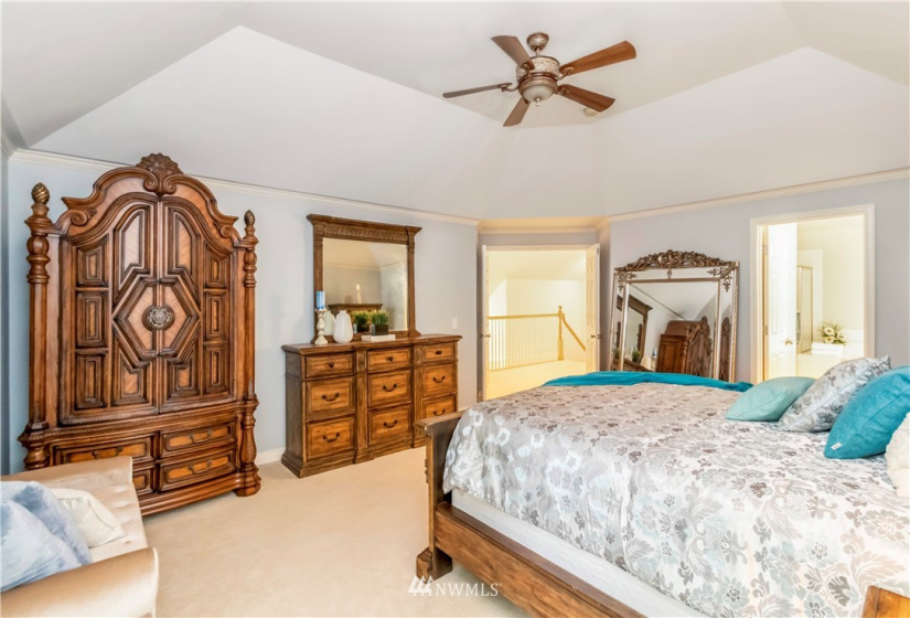 27309 8th, Sammamish, Washington 98075, 5 Bedrooms Bedrooms, ,2 BathroomsBathrooms,Residential,For Sale,8th,NWM1826591