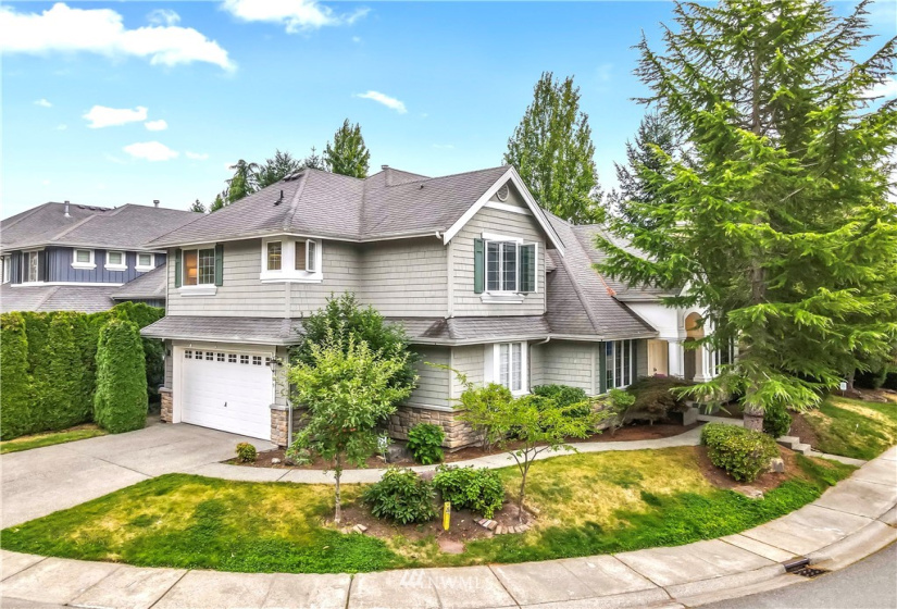 27309 8th, Sammamish, Washington 98075, 5 Bedrooms Bedrooms, ,2 BathroomsBathrooms,Residential,For Sale,8th,NWM1826591