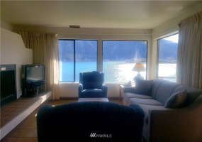 1 Nekquelekin 456-F, Manson, Washington 98831, 2 Bedrooms Bedrooms, ,2 BathroomsBathrooms,Residential,For Sale,Nekquelekin,Nekquelekin 456-F,NWM1826139