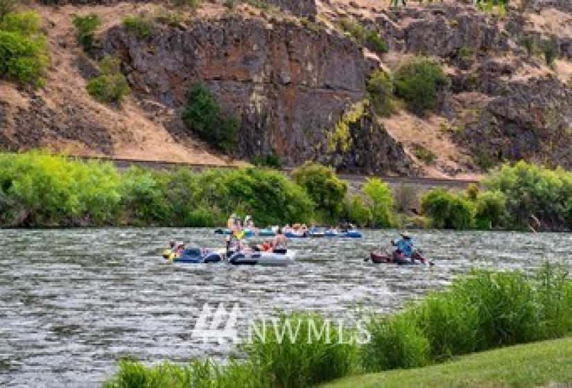 14694 State Route 821, Ellensburg, Washington 98926, 2 Bedrooms Bedrooms, ,1 BathroomBathrooms,Residential,For Sale,Canyon River Ranch,State Route 821,NWM1826746