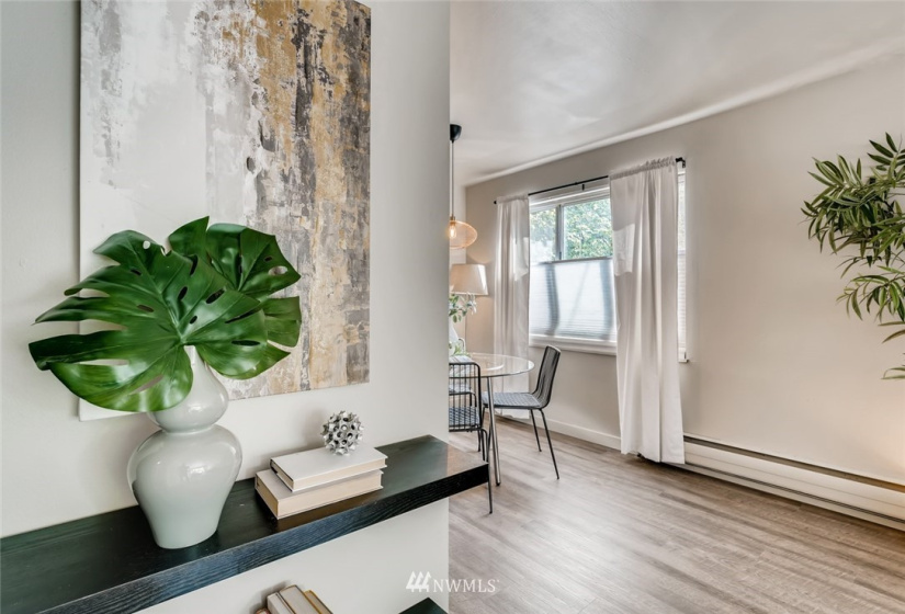 603 13th, Seattle, Washington 98102, 1 Bedroom Bedrooms, ,1 BathroomBathrooms,Residential,For Sale,Gleneagles,13th,NWM1824782