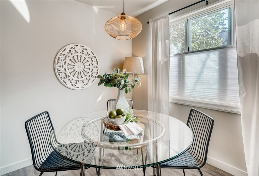 603 13th, Seattle, Washington 98102, 1 Bedroom Bedrooms, ,1 BathroomBathrooms,Residential,For Sale,Gleneagles,13th,NWM1824782