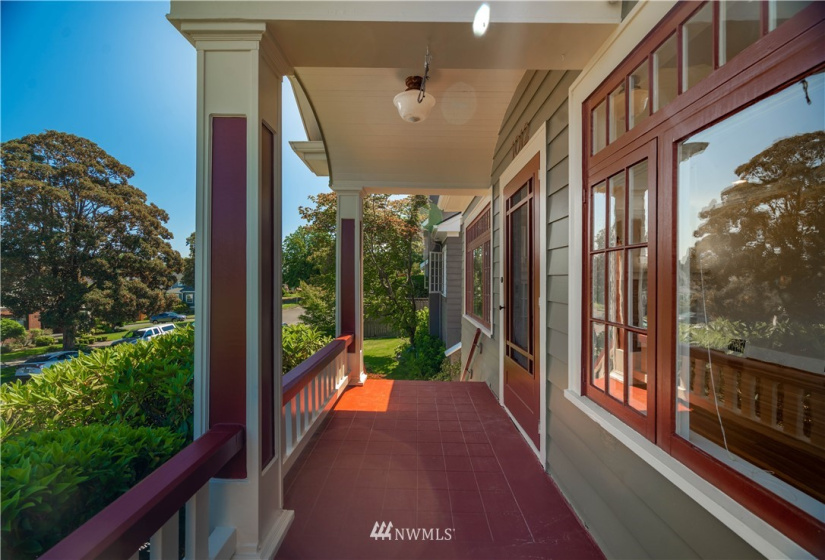 1012 G, Tacoma, Washington 98403, 3 Bedrooms Bedrooms, ,2 BathroomsBathrooms,Residential,For Sale,G,NWM1827260