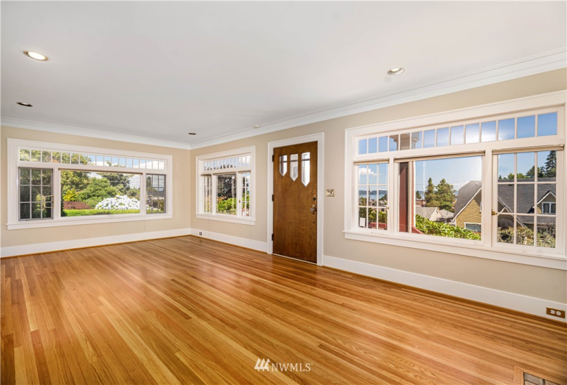 1012 G, Tacoma, Washington 98403, 3 Bedrooms Bedrooms, ,2 BathroomsBathrooms,Residential,For Sale,G,NWM1827260