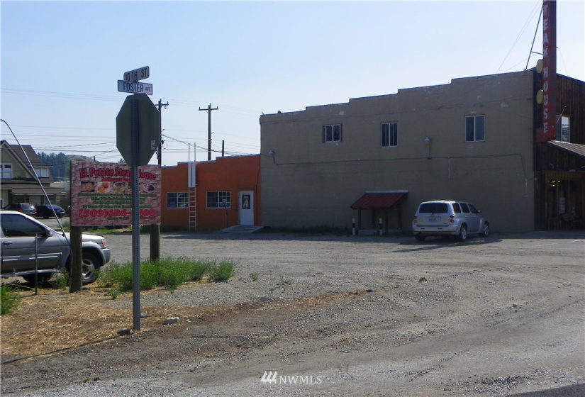1011 Foster Avenue, Bridgeport, Washington 98813, ,Commercial Sale,For Sale,Foster Avenue,NWM1827488