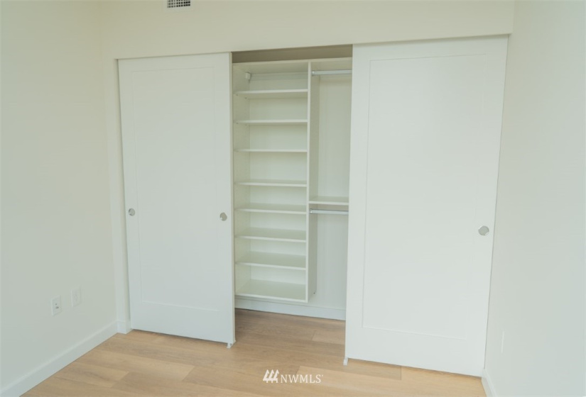 450 Main, Seattle, Washington 98104, 1 Bedroom Bedrooms, ,1 BathroomBathrooms,Residential Lease,For Rent,Main,NWM1827625