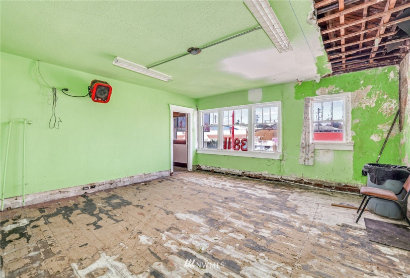 3811 Yakima, Tacoma, Washington 98418, ,Commercial Sale,For Sale,Yakima,NWM1827417