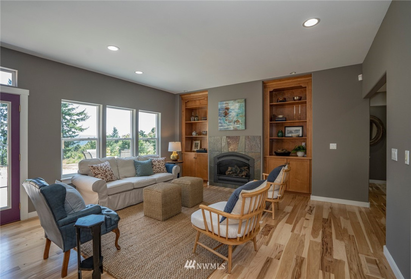 12075 Luna Vista, Olalla, Washington 98359, 4 Bedrooms Bedrooms, ,2 BathroomsBathrooms,Residential,For Sale,Luna Vista,NWM1827877