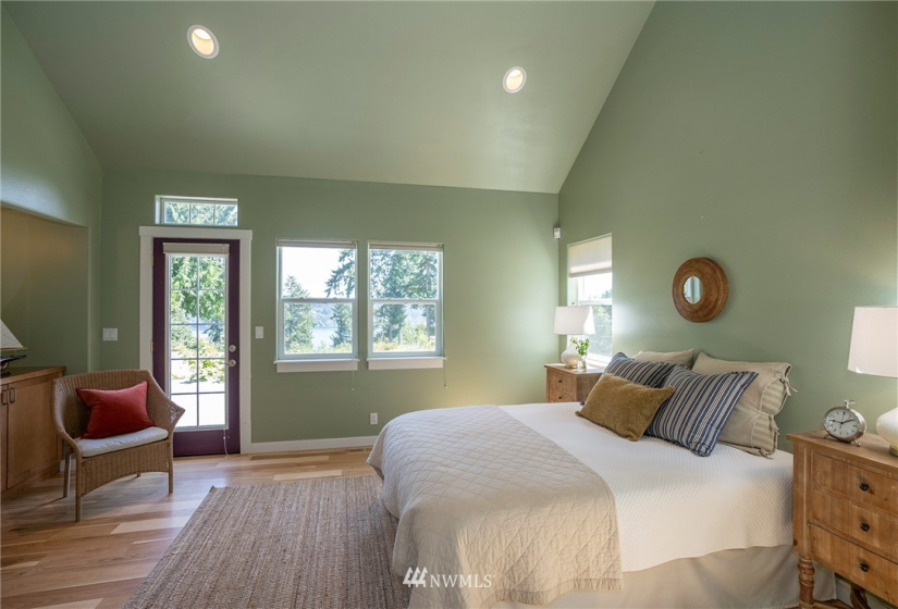 12075 Luna Vista, Olalla, Washington 98359, 4 Bedrooms Bedrooms, ,2 BathroomsBathrooms,Residential,For Sale,Luna Vista,NWM1827877