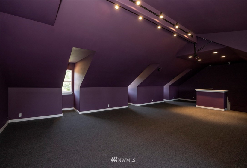 12075 Luna Vista, Olalla, Washington 98359, 4 Bedrooms Bedrooms, ,2 BathroomsBathrooms,Residential,For Sale,Luna Vista,NWM1827877