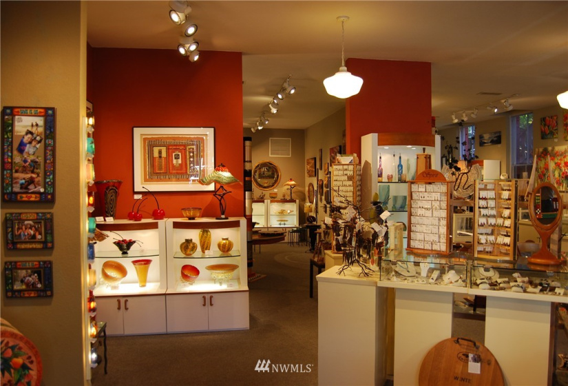 713 1st, La Conner, Washington 98257, ,Commercial Sale,For Sale,1st,NWM1828967