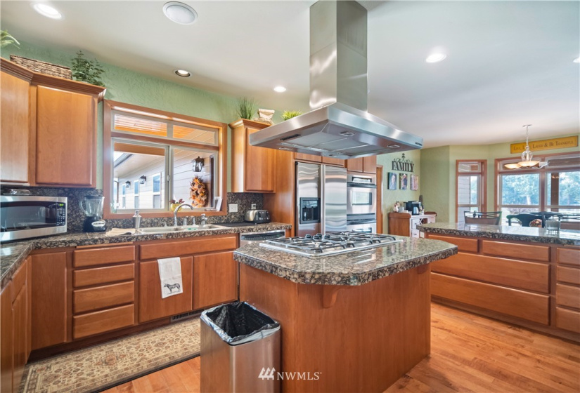 4031 Asotin Creek, Asotin, Washington 99402, ,Residential,For Sale,Asotin Creek,NWM1829072